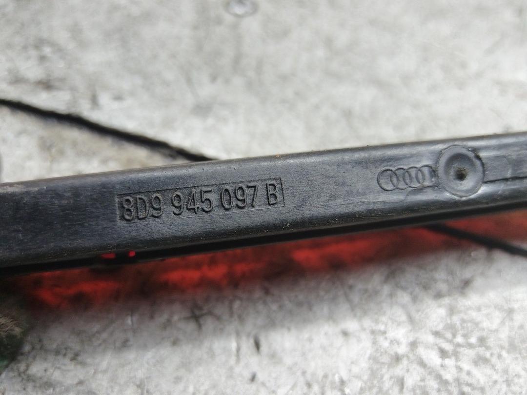 Стоп-сигнал ZDL3EP Audi A4 купить с доставкой