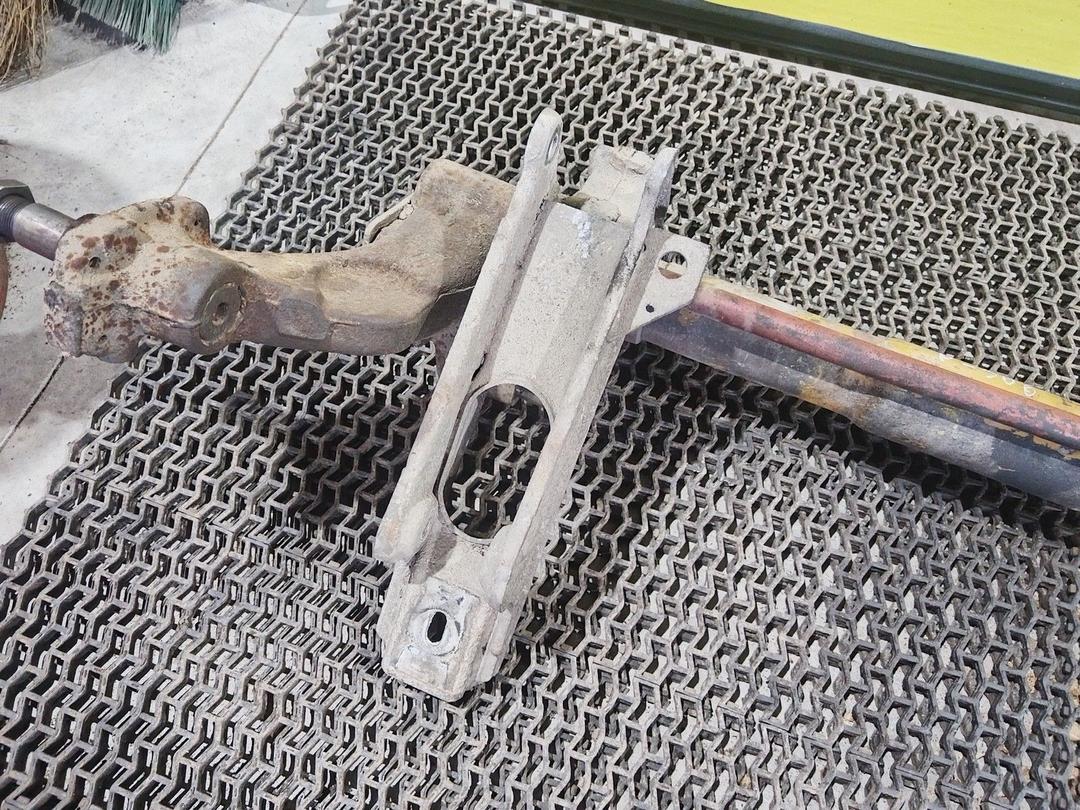 Балка подвески задняя 3C84AD Peugeot 306 - Фото 2