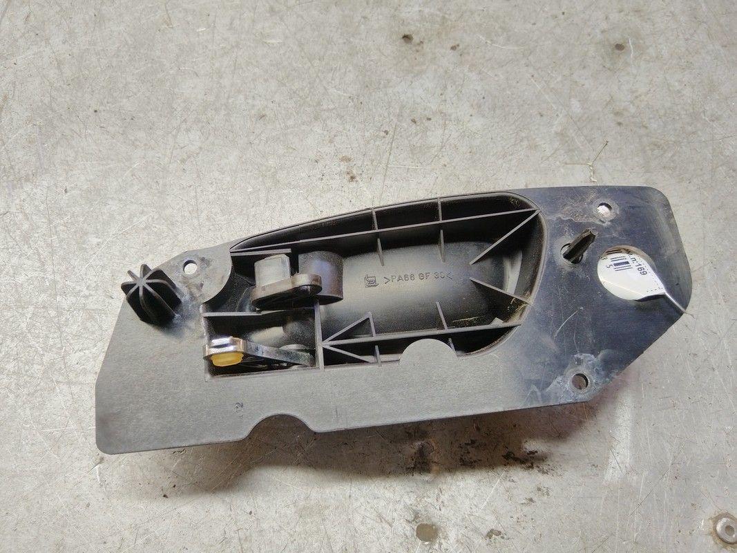 Ручка внутренняя передняя правая 8GP5R4 Peugeot 607 купить