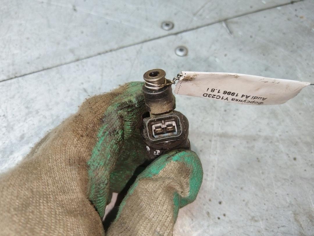 Форсунка Y1C23D Audi A4 - Фото 2