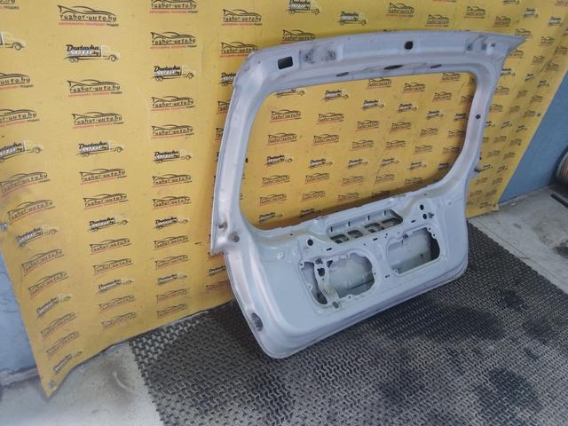 Крышка багажника (дверь 3-5) 11YVC6 Hyundai Getz купить на авторазборке