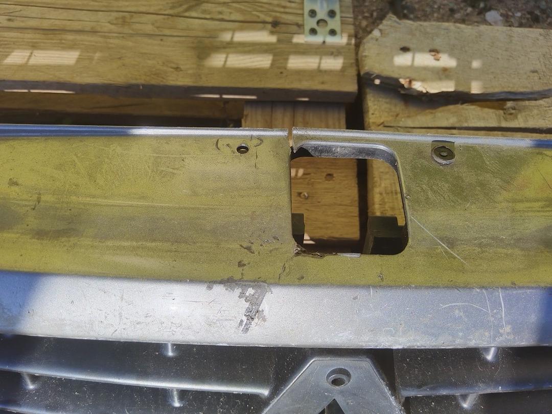 Решетка радиатора A8FTDG Renault Safrane купить на авторазборке