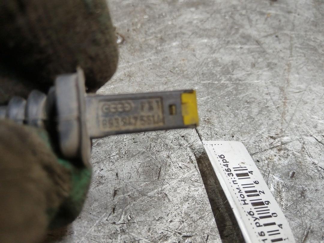 Выключатель концевой (концевик) W266JJ Audi 100 купить в магазине запчастей бу