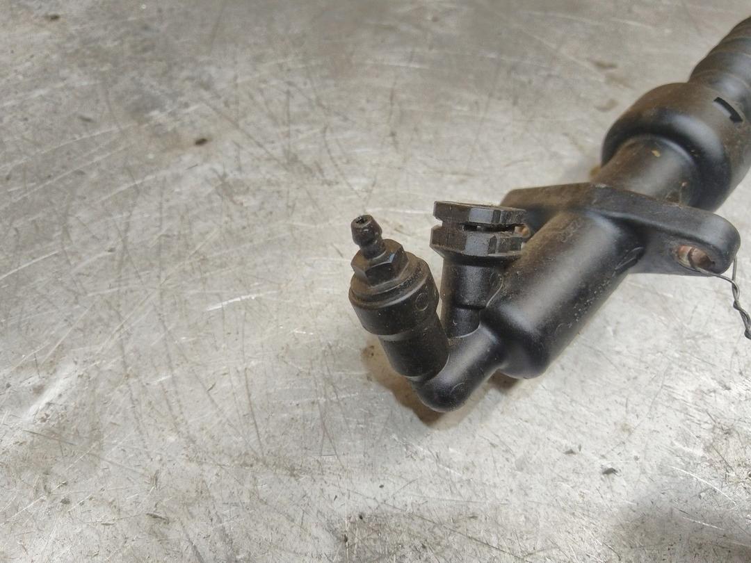 Цилиндр сцепления главный KMK2OP Peugeot 307 - Фото 2