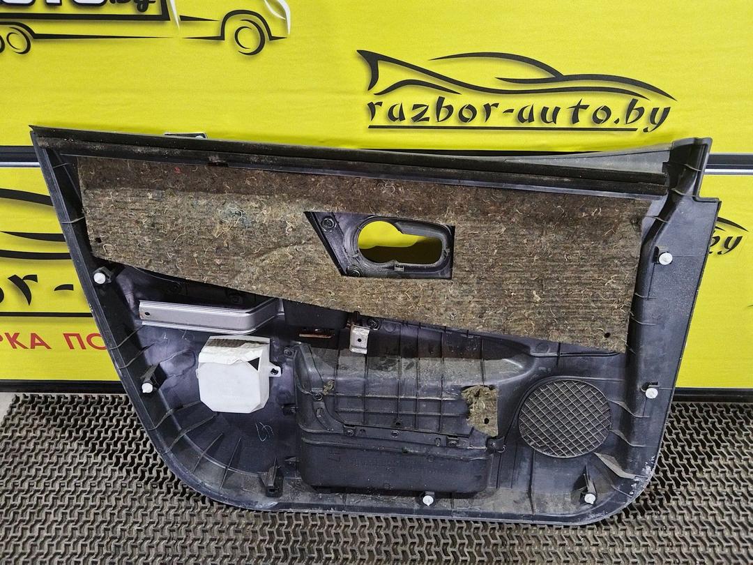 Обшивка двери передней правой (дверная карта) Z158B3 Nissan Note купить