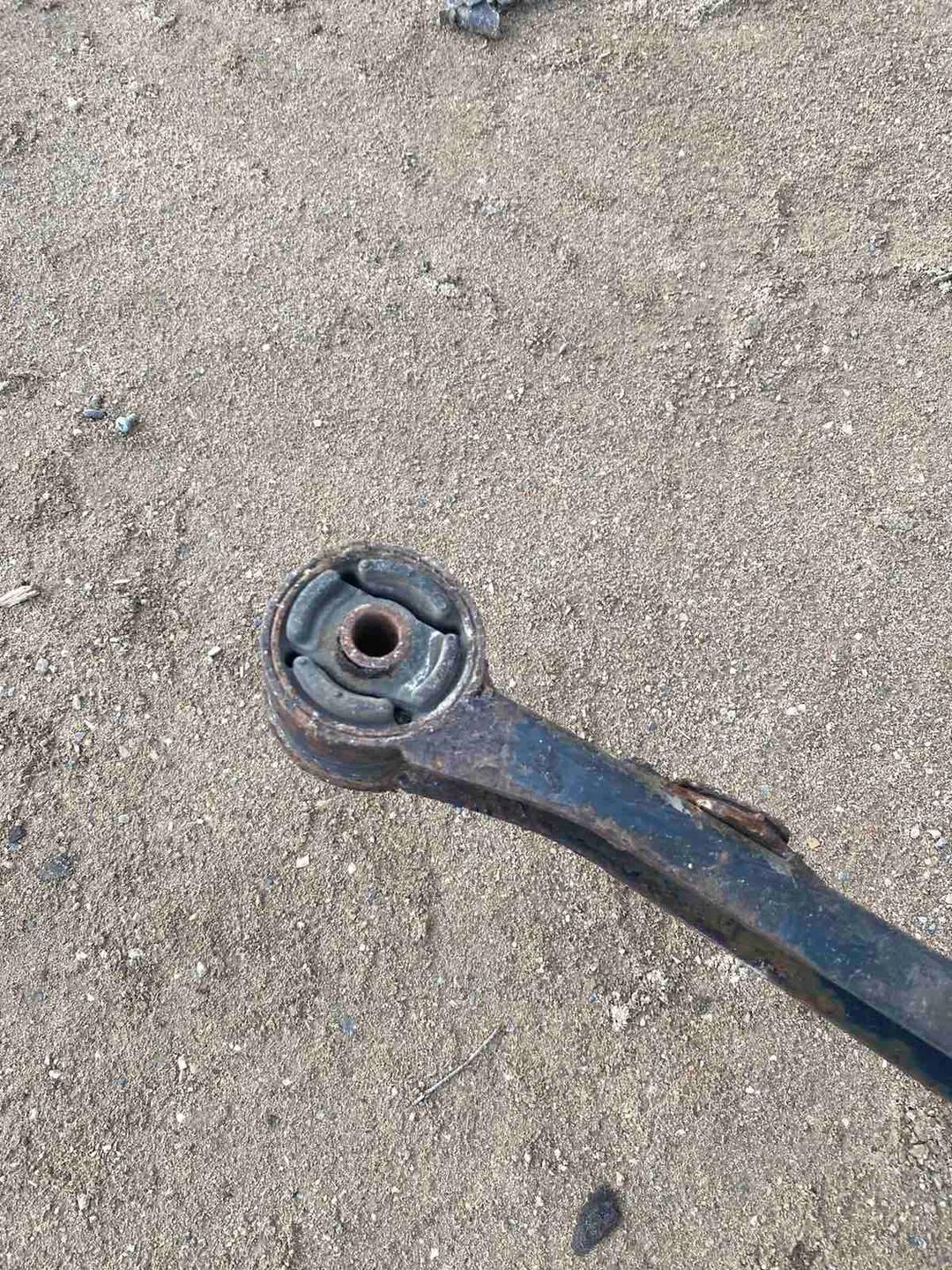 Балка подвески задняя 3E414E Subaru Impreza undefined