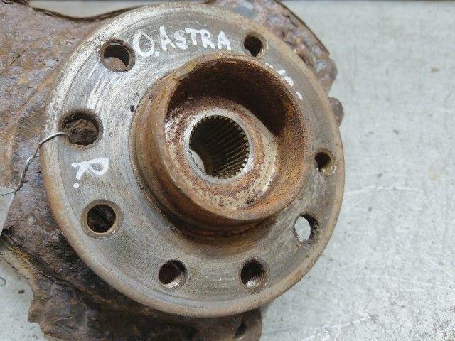 Кулак поворотный правый B835NI Opel Astra купить