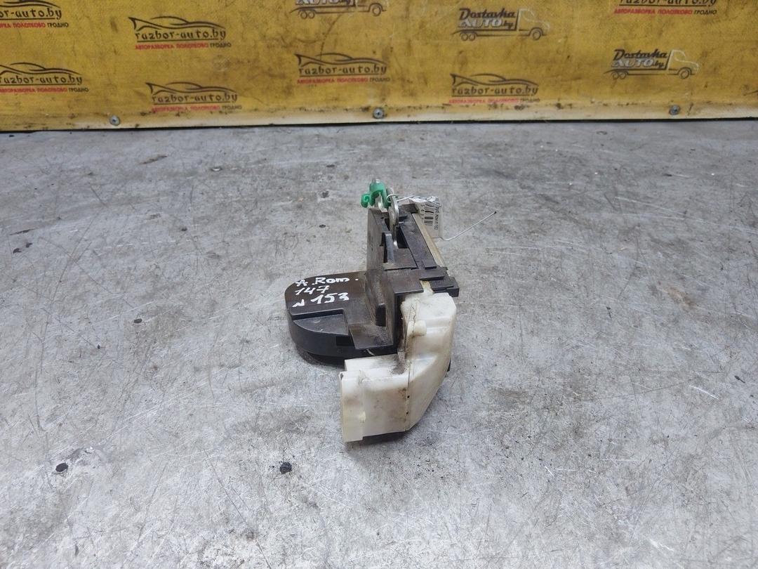 Замок двери передней левой RFL7N1 Alfa Romeo 147 undefined