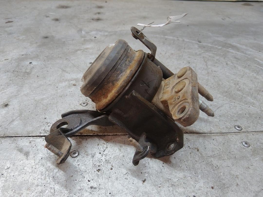 Подушка крепления двигателя TSB6TM Toyota Avensis - Фото 2