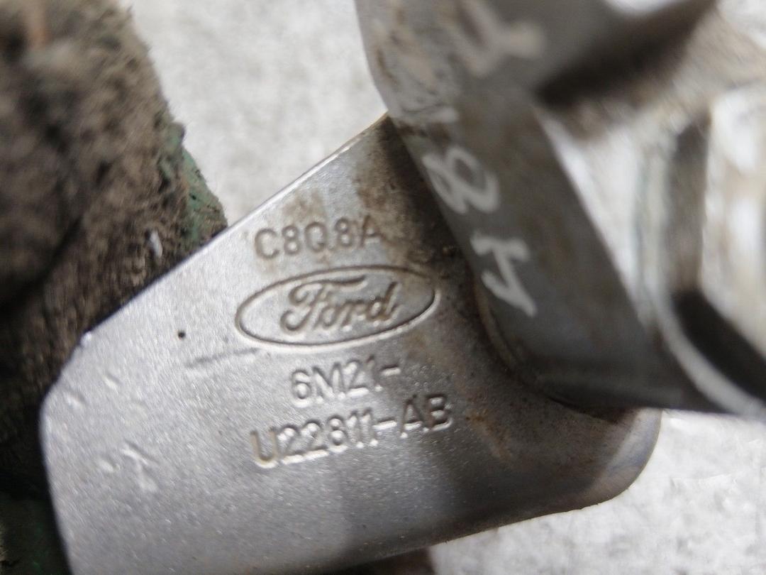 Петля двери передней левой T7J5RM Ford Galaxy купить в магазине запчастей бу