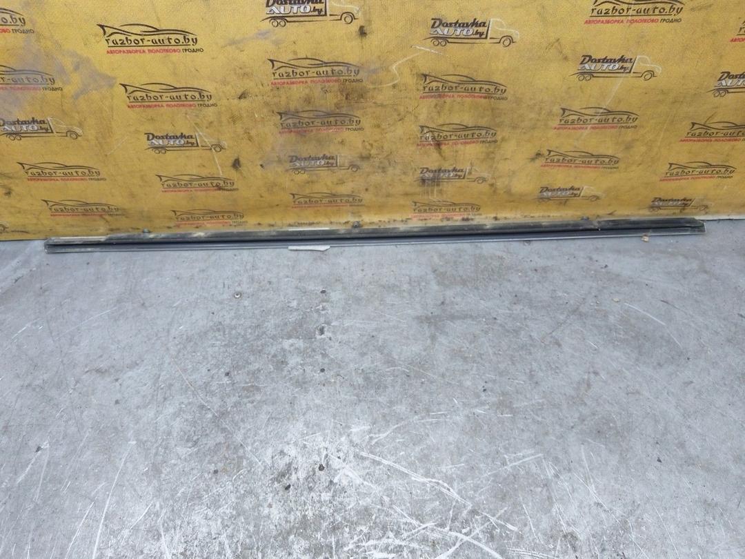 Молдинг стекла двери задней правой наружный 58XSWX Volvo XC70 купить