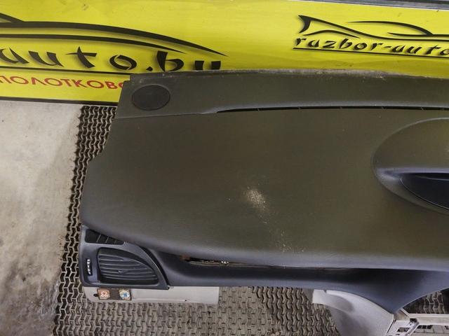 Панель передняя салона (торпедо) R4W0BG Citroen C5 купить на авторазборке