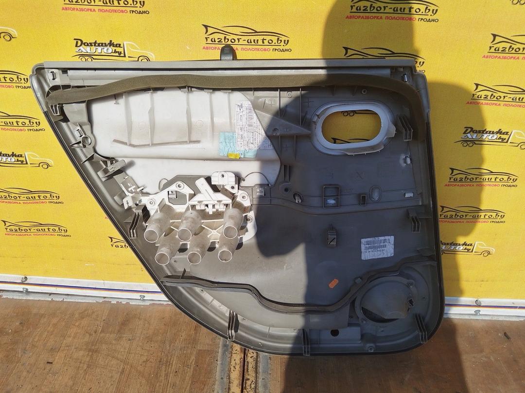 Обшивка двери задней правой (дверная карта) 1OTEV6 Renault Grand Scenic купить с доставкой