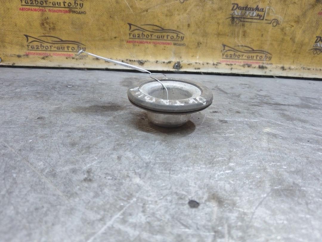 Опора амортизатора верхняя (чашка) M13DAG Skoda Octavia купить с доставкой