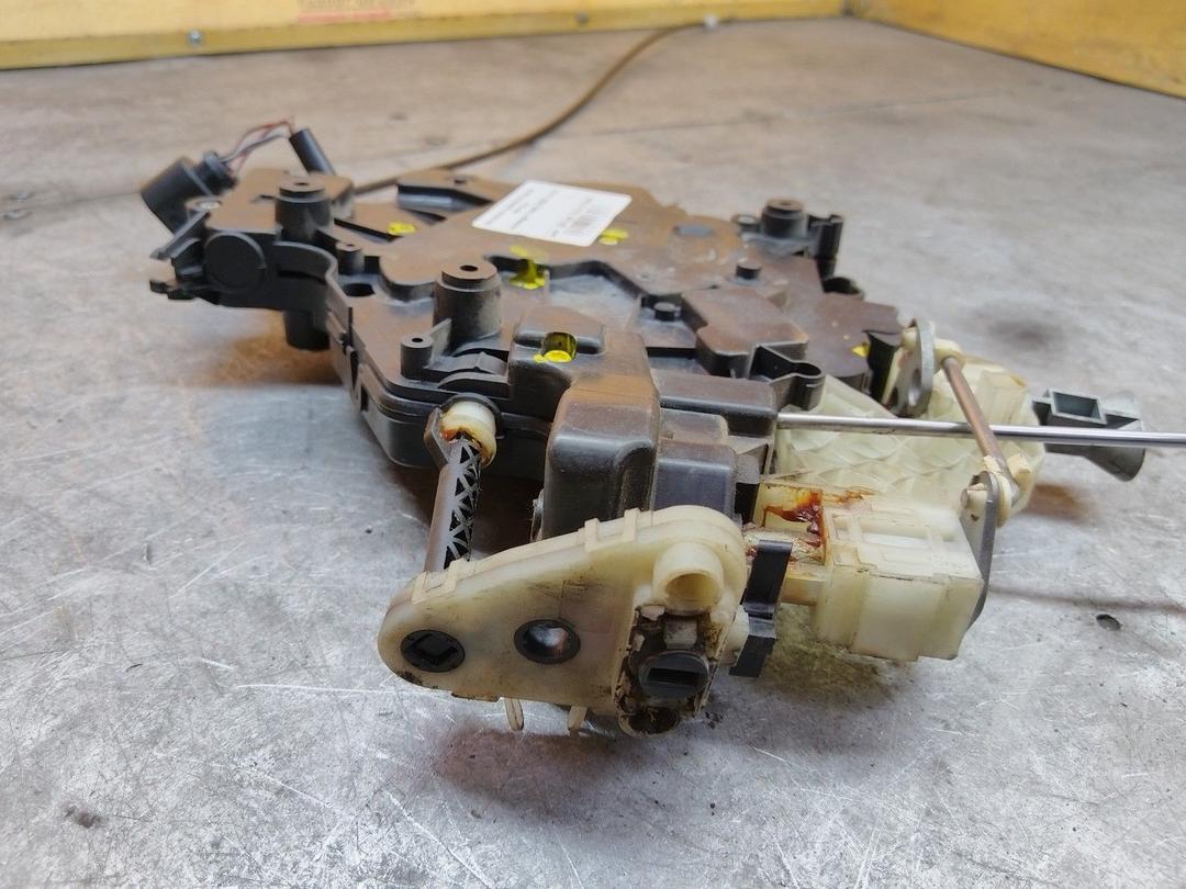 Механизм сдвижной двери KFYGLF Volkswagen Caddy купить