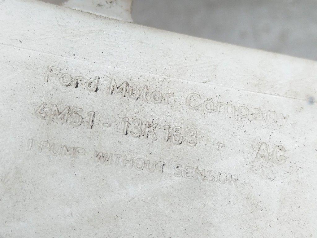 Бачок омывателя FB4ZSR Ford Focus - Фото 6