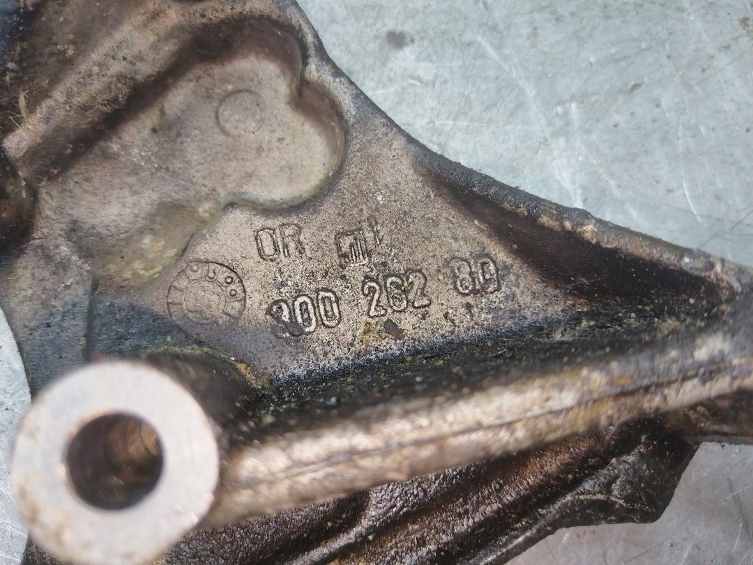 Кронштейн компрессора кондиционера 626Z16 Peugeot 406 - Фото 3