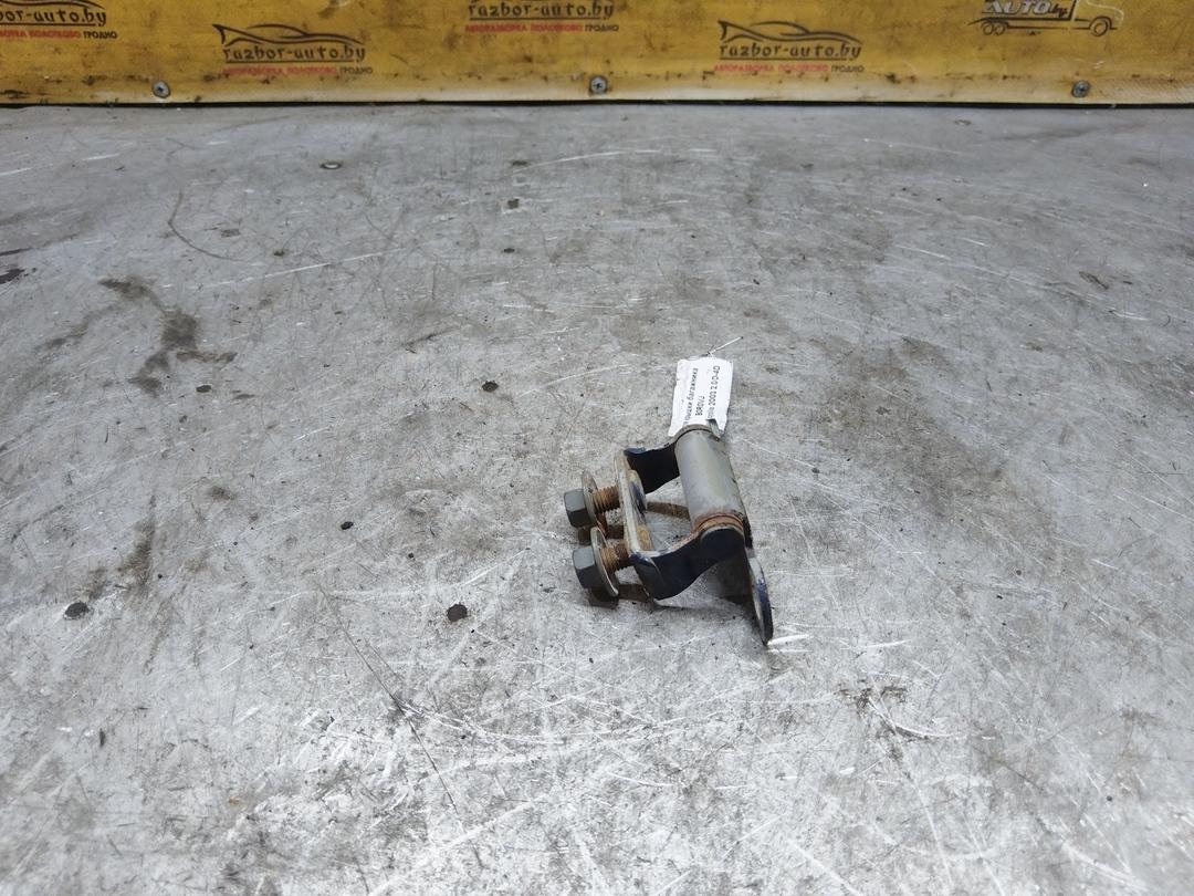 Петля крышки багажника B0R0VJ Toyota Corolla купить