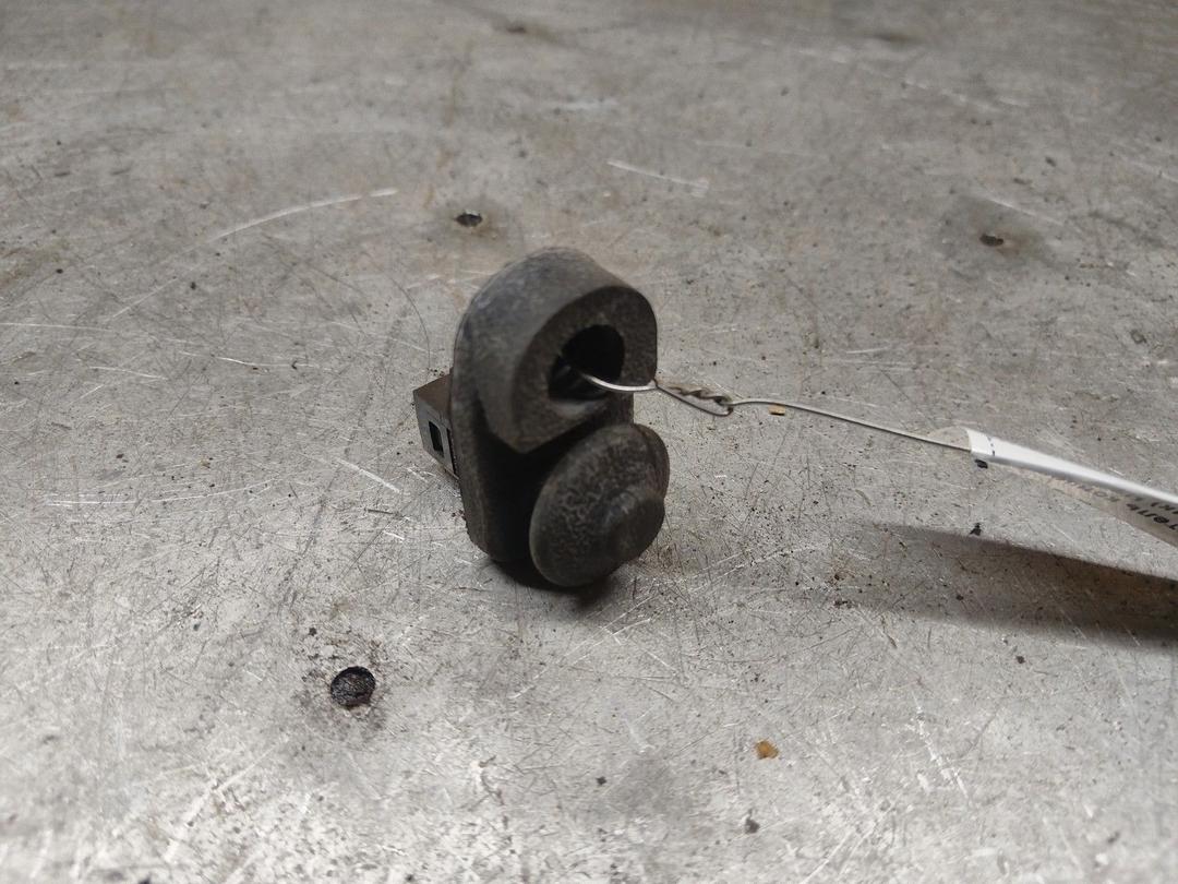 Выключатель концевой (концевик) HBKHFA Nissan Note