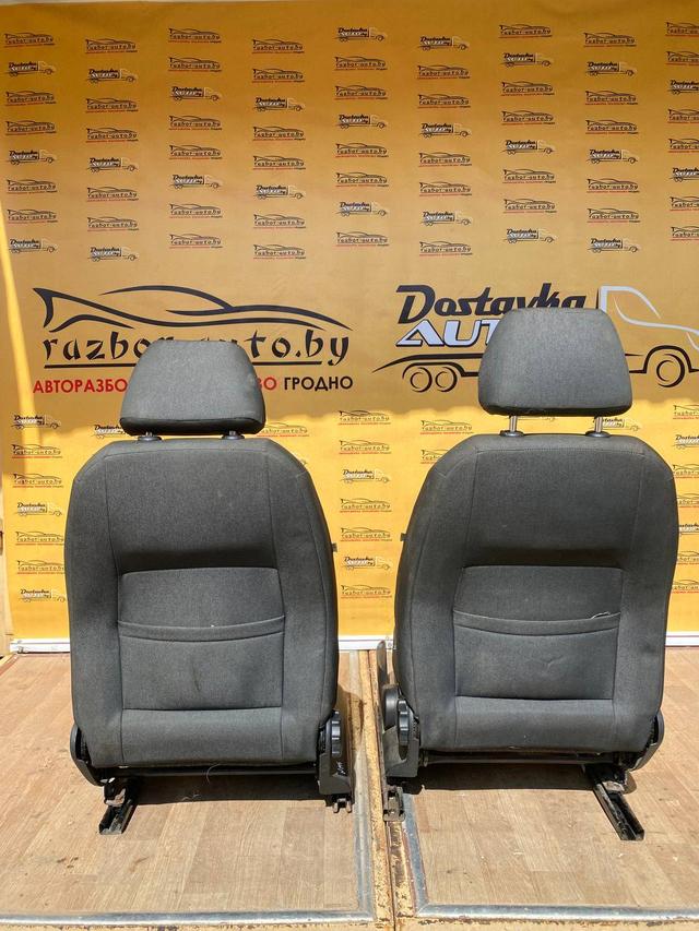 Сиденье переднее 5GVE0X Skoda Roomster купить с доставкой