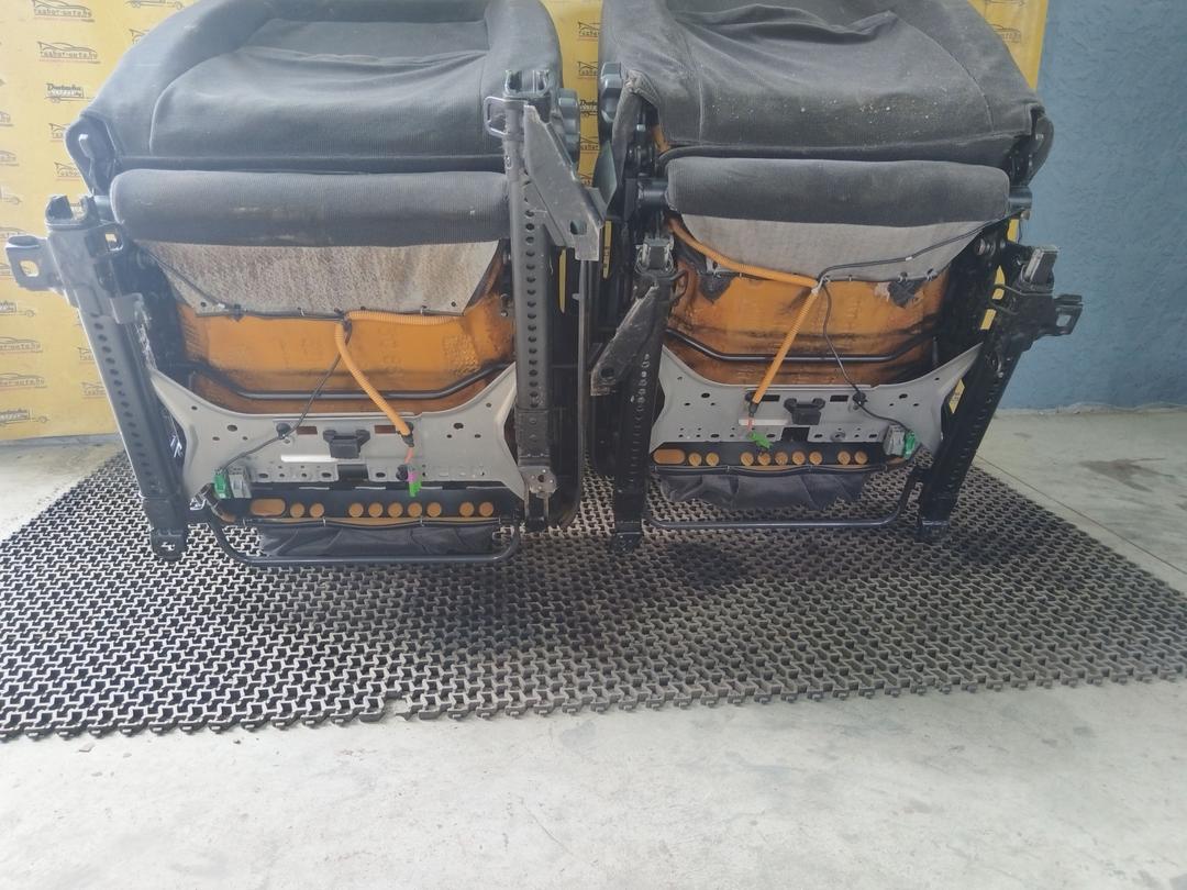 Салон (комплект сидений) EUH98L Volvo V40 купить с доставкой. Огромный выбор салонов. У нас есть практически все.