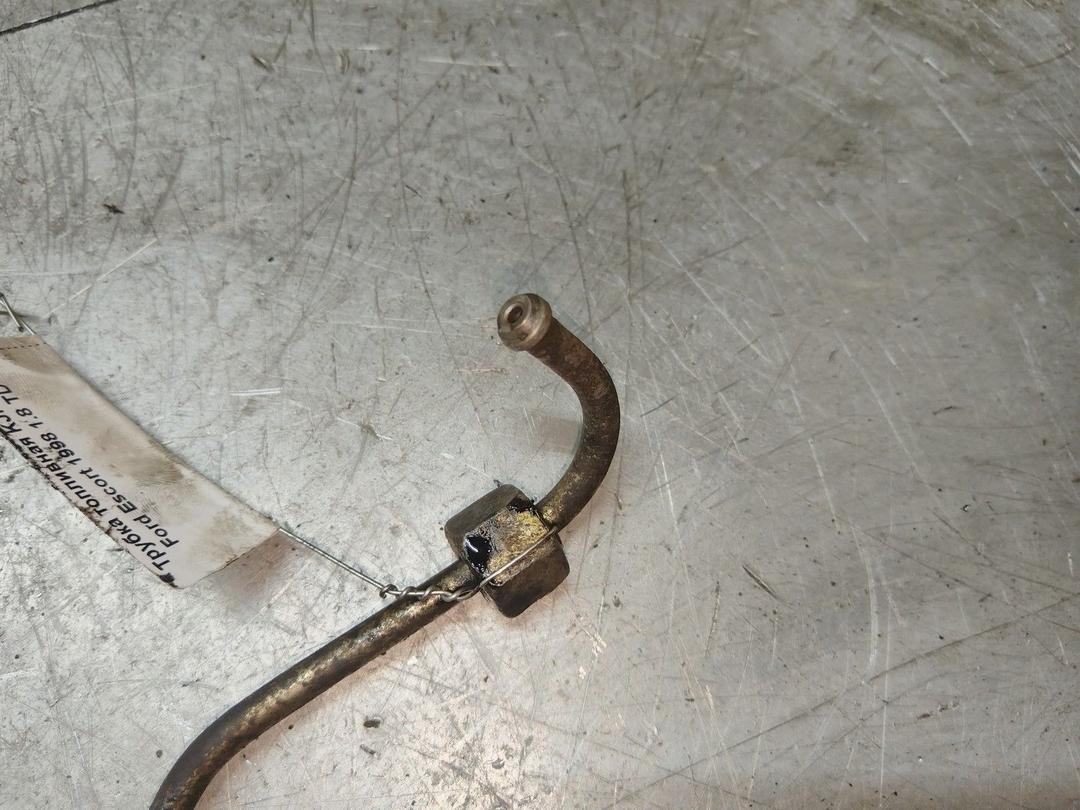 Трубка топливная KJH9UY Ford Escort купить