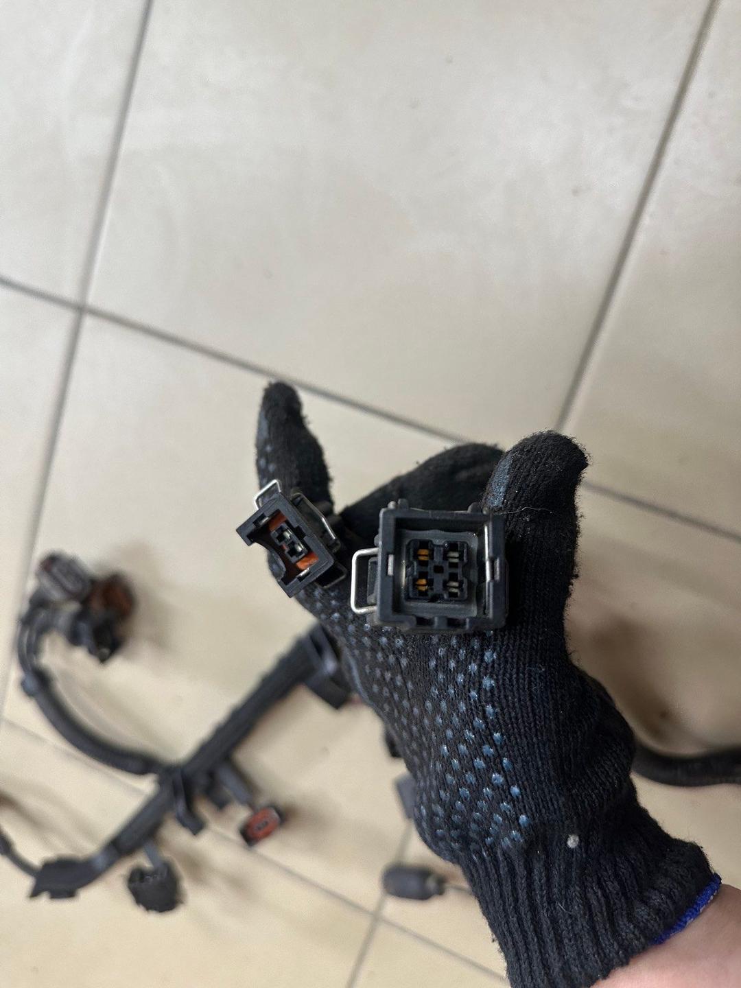 Проводка двигателя ZN0HH1 Audi A3 undefined
