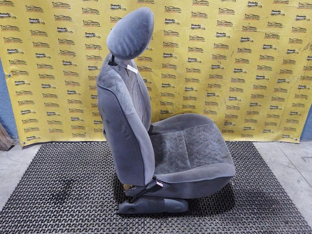 Сиденье переднее KI952G Renault Laguna купить на авторазборке