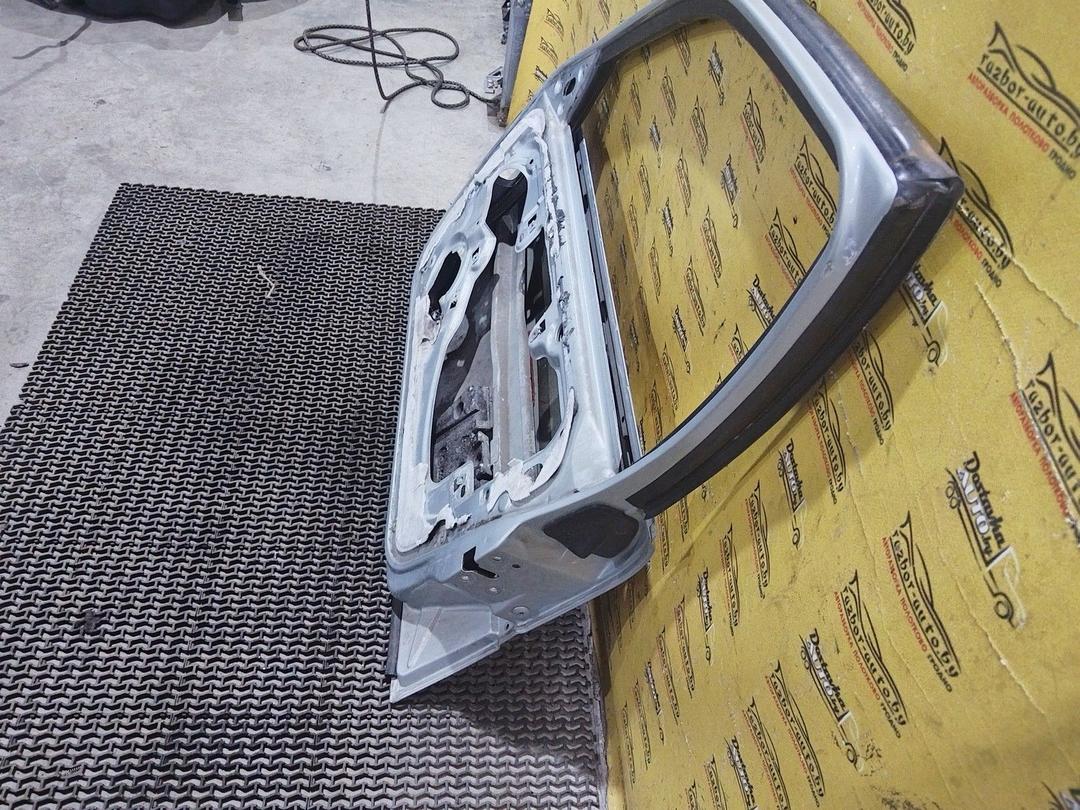 Дверь передняя правая US5M3G Renault Laguna купить с доставкой. Огромный выбор запчастей и марок авто. У нас есть практически все.