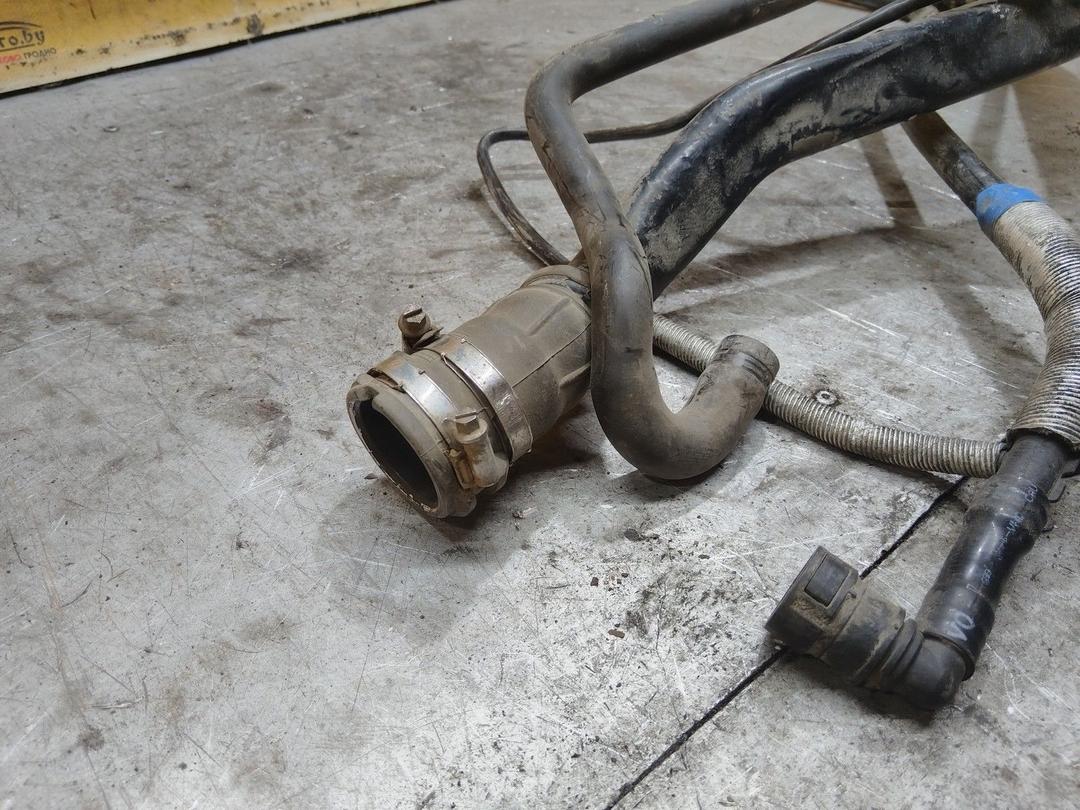 Горловина топливного бака WE90SP Volvo XC70 купить в магазине запчастей бу