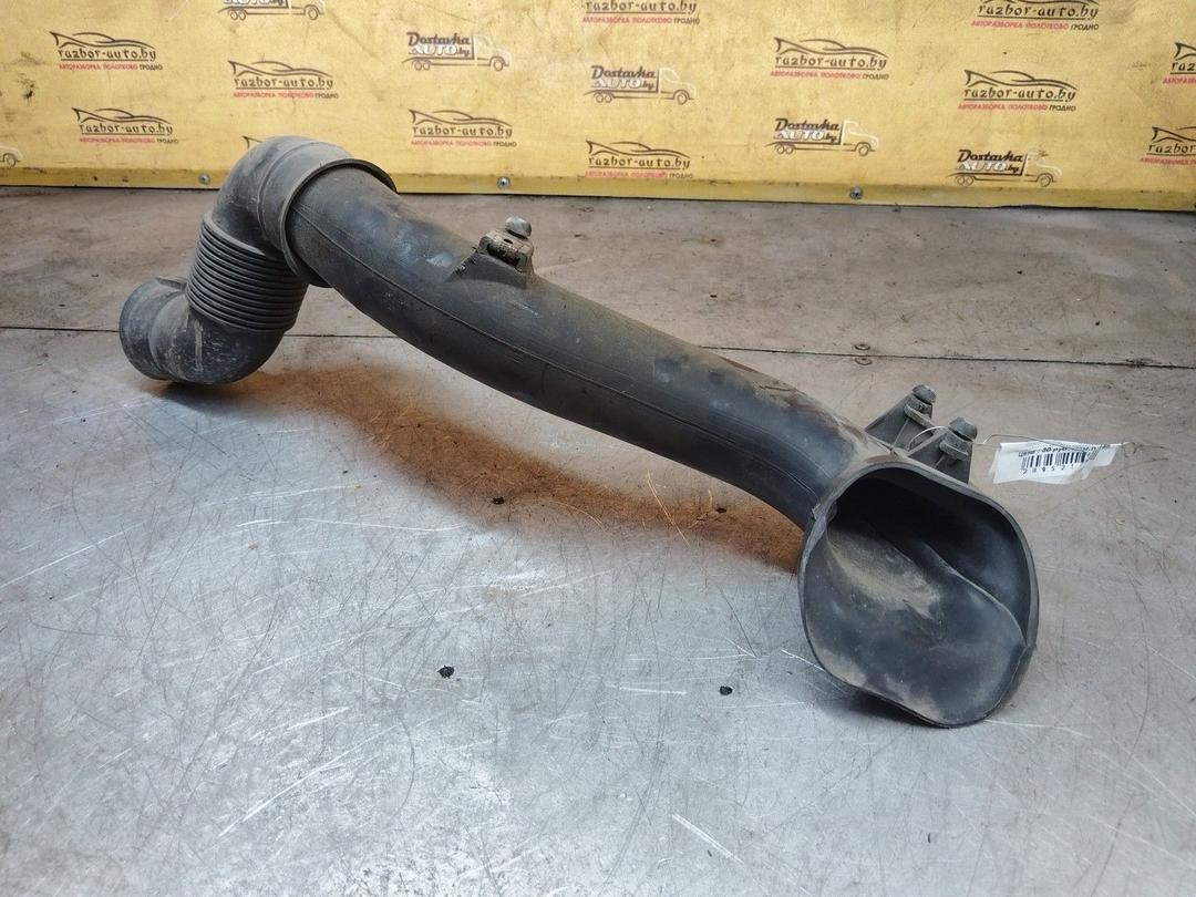 Воздухозаборник 1ZBK8N Opel Meriva купить