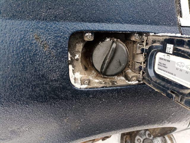 Крышка топливного бака Y8TPYW Peugeot 607 - Фото 1