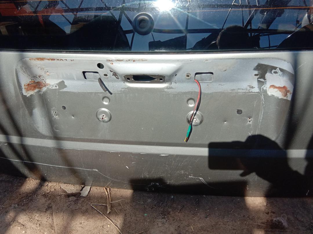 Стекло заднее 3RE06D Ford Mondeo купить