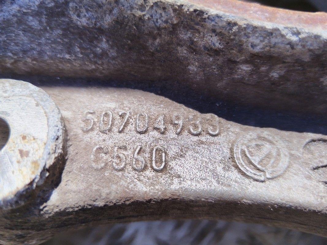 Кулак задний левый WWUOP3 Alfa Romeo 159 undefined