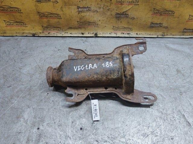 Опора амортизатора верхняя (чашка) XU49LE Opel Vectra