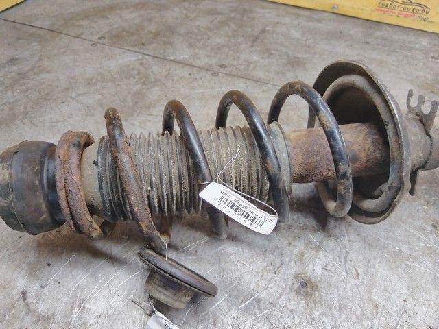 Амортизатор передний левый YJ8WC9 Audi A3 купить