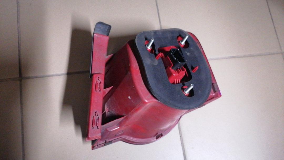 Фонарь задний левый 07NXYZ Volkswagen Passat купить