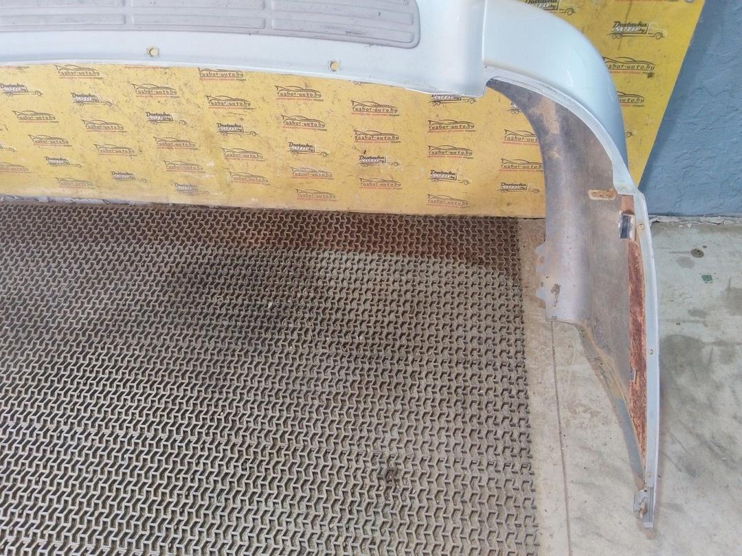 Бампер задний V2TOBW Kia Carnival undefined