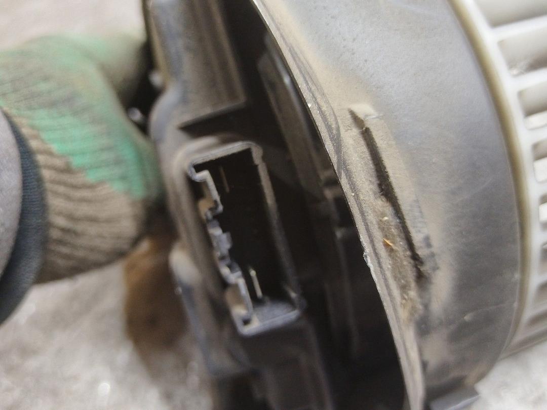 Моторчик печки KN3784 Peugeot 407 купить с доставкой