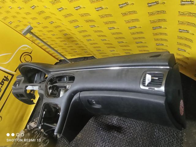 Панель передняя салона (торпедо) 3Z12BA Peugeot 607 купить в магазине запчастей бу