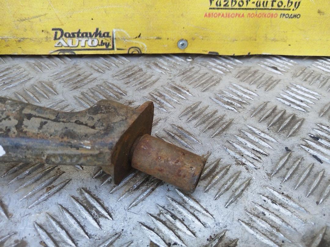 Рычаг передний правый J9POOT Peugeot 106 купить с доставкой
