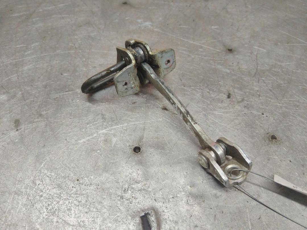 Ограничитель открывания двери задней 62Z1KM Opel Meriva - Фото 1