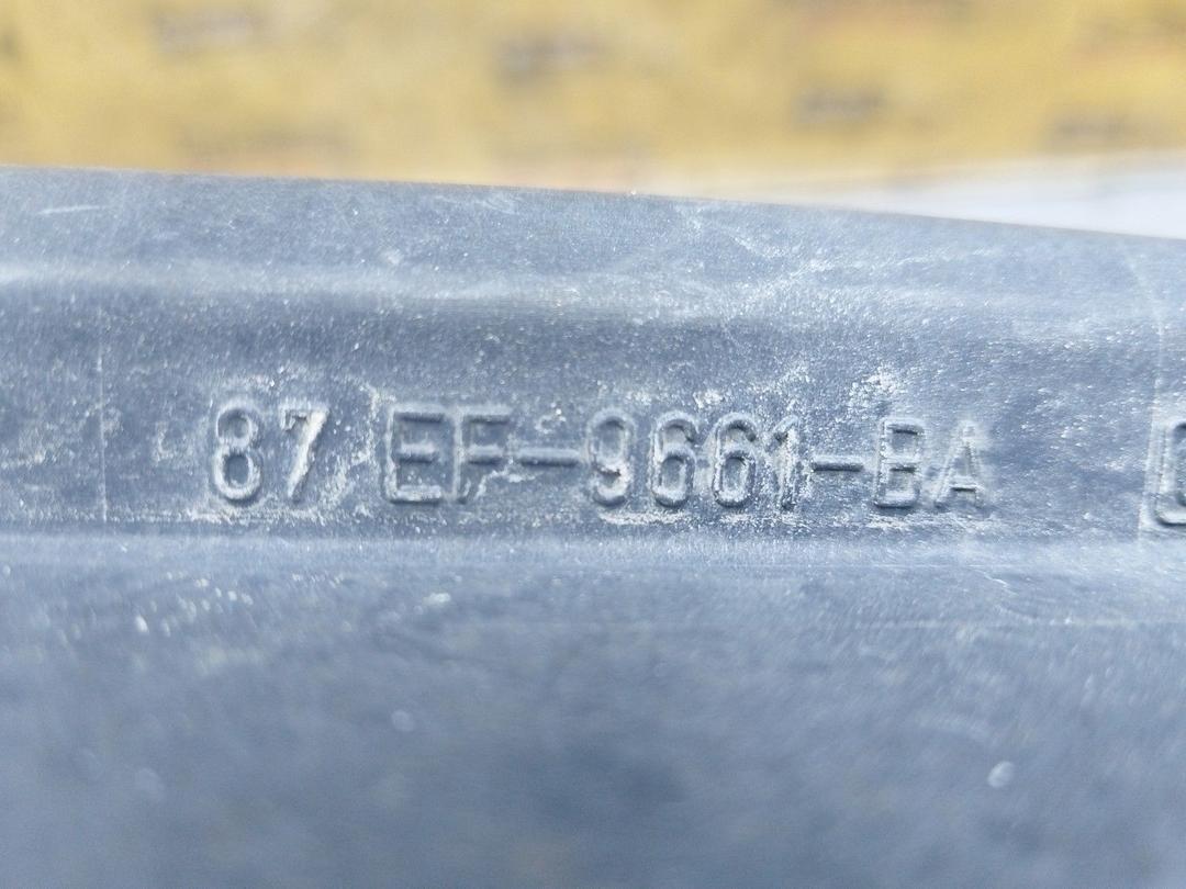 Корпус воздушного фильтра 5T49EA Ford Sierra купить в магазине запчастей бу