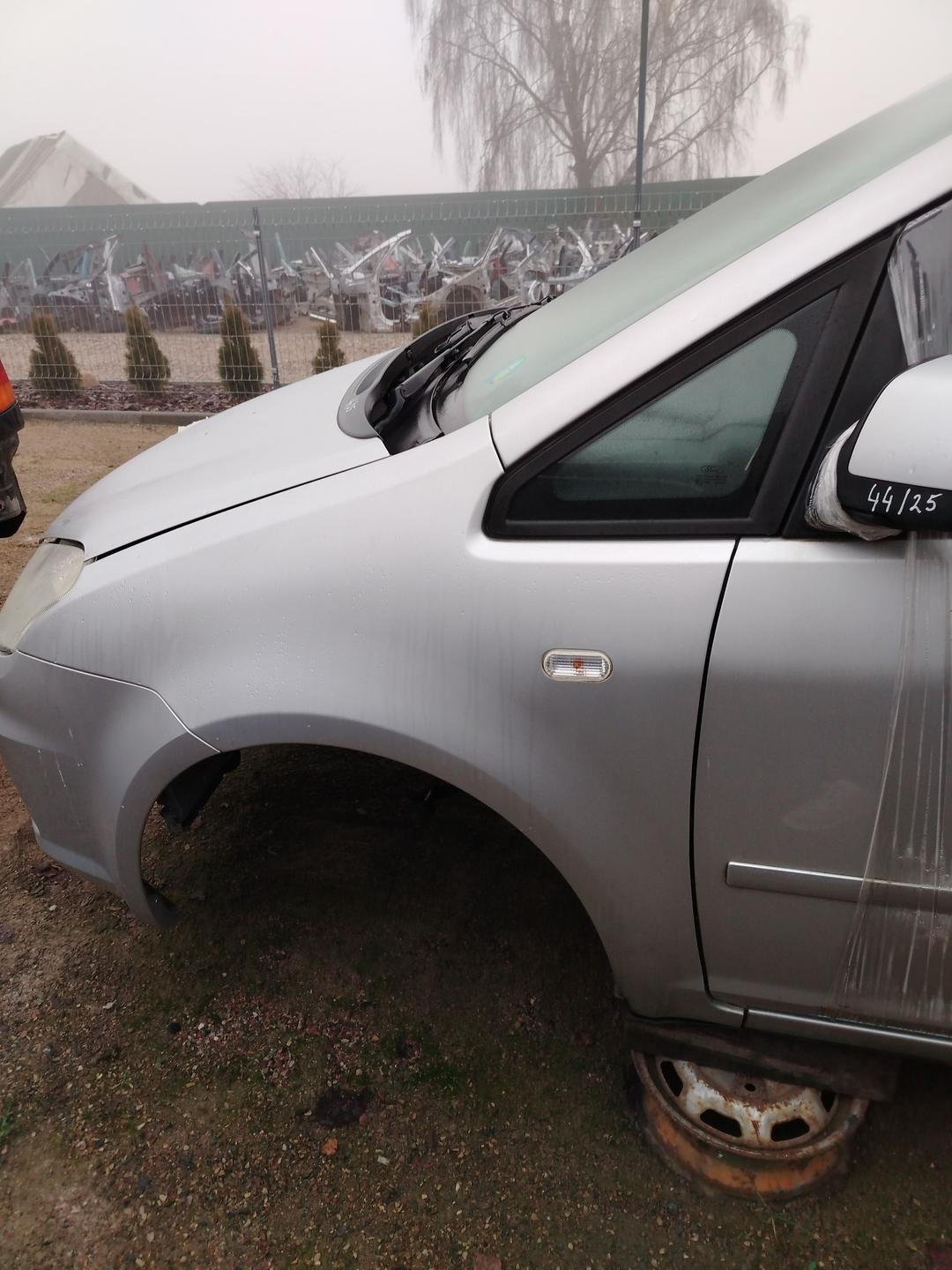 Крыло переднее левое FZDLGV Ford C-Max