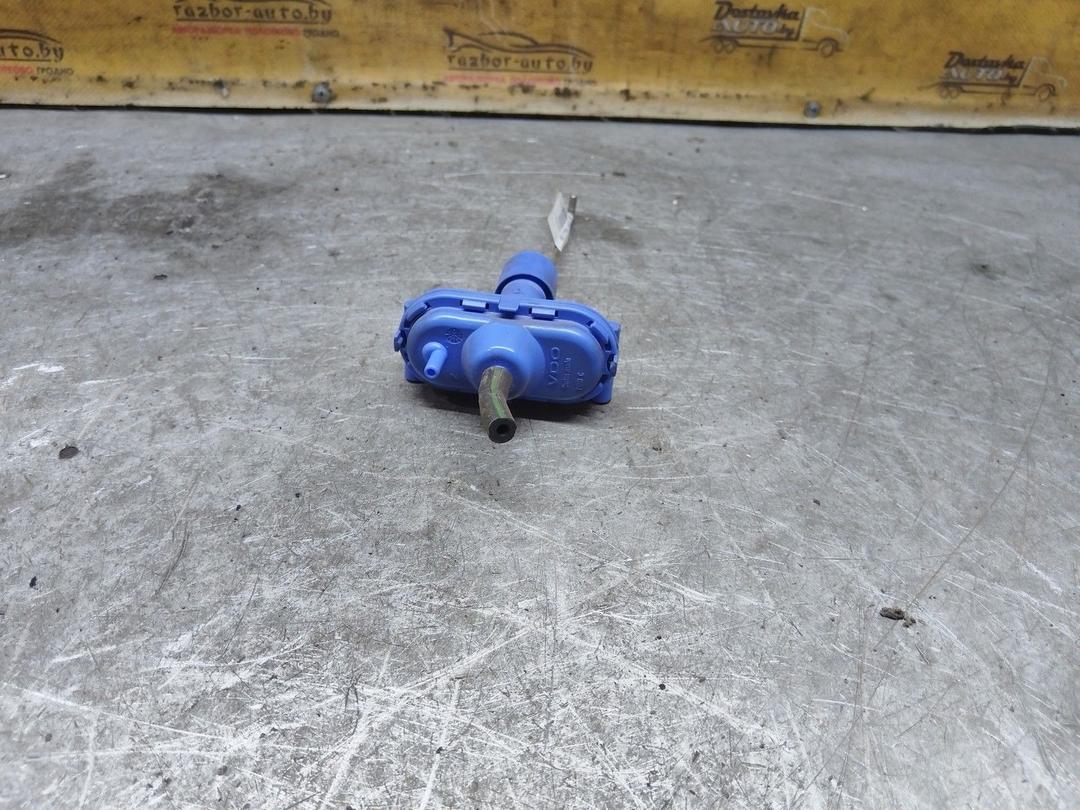 Активатор замка багажника HW66FI Audi 80 купить