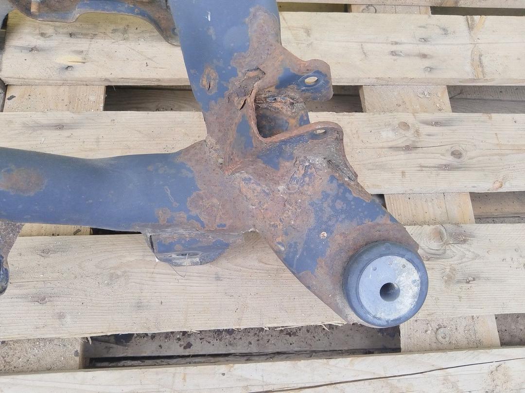 Балка подвески задняя 82HWK7 Audi A6 купить на авторазборке