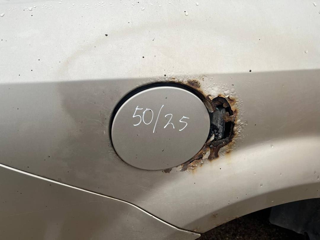 Лючок топливного бака 938ZEF Fiat Linea купить