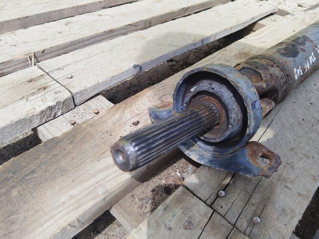 Карданный вал SBHK85 Mercedes E W124 купить