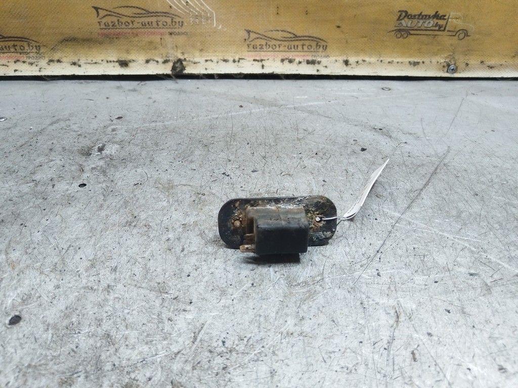 Подсветка номера 7E9UHC Audi 80 - Фото 3