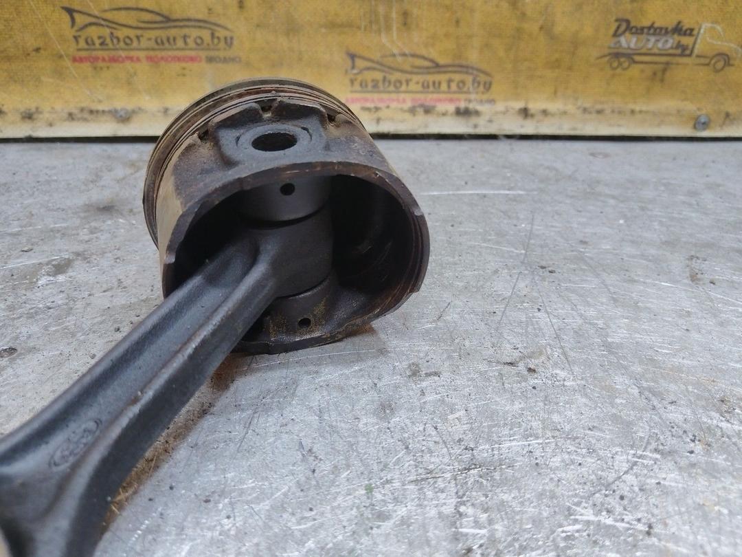 Поршень D0JE2Y Ford Escort купить